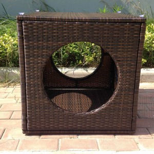 Rattan Cat House – Pet cat bed with 4 round windows