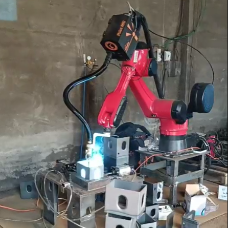 How to increase the welding speed and quality of industrial robot