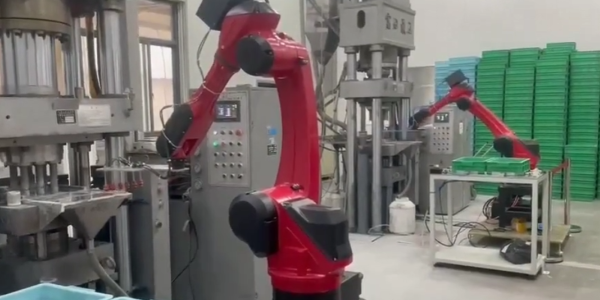 Rantai Industri Robot Kabeh China Nyepetake Pangembangan Inovatif: Kapasitas Robot Industri sing Dipasang luwih saka 50% saka Proporsi Global