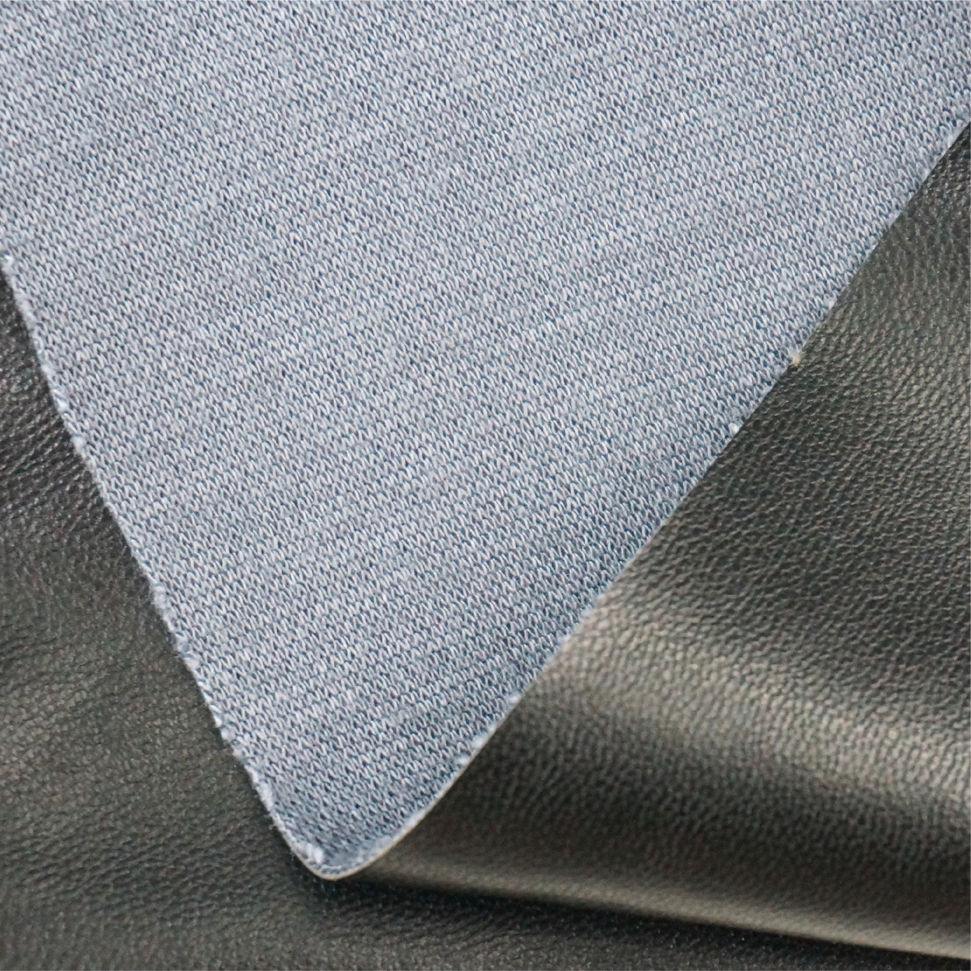 Wear Resistant 30% Polyester 70% PU Gray Leather Upholstery Fabric