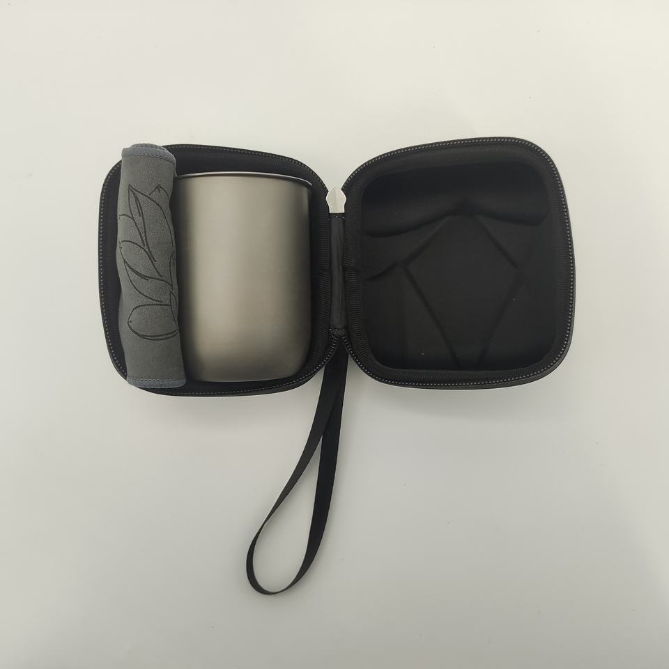 Manufacturers custom fashion anti-fall waterproof portable and easy to clean eva tea and coffee set bag