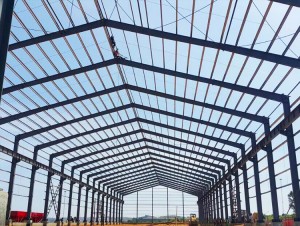 100% Original Factory Prefab Steel Structure Workshop/Warehouse, Pre-Engineered Metal Building/Steel Frame/Peb/Poultry House/Heavy/Light Weight/Prefabricated Industrial Workshop