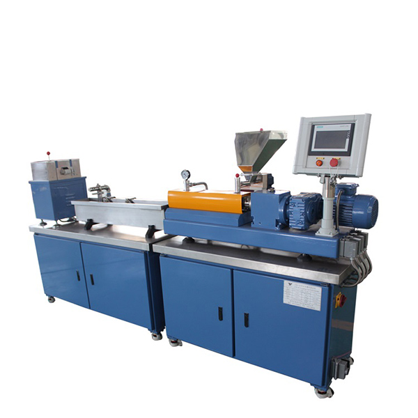 Lab Co-Rotating Twin Screw Extruder Featured Image