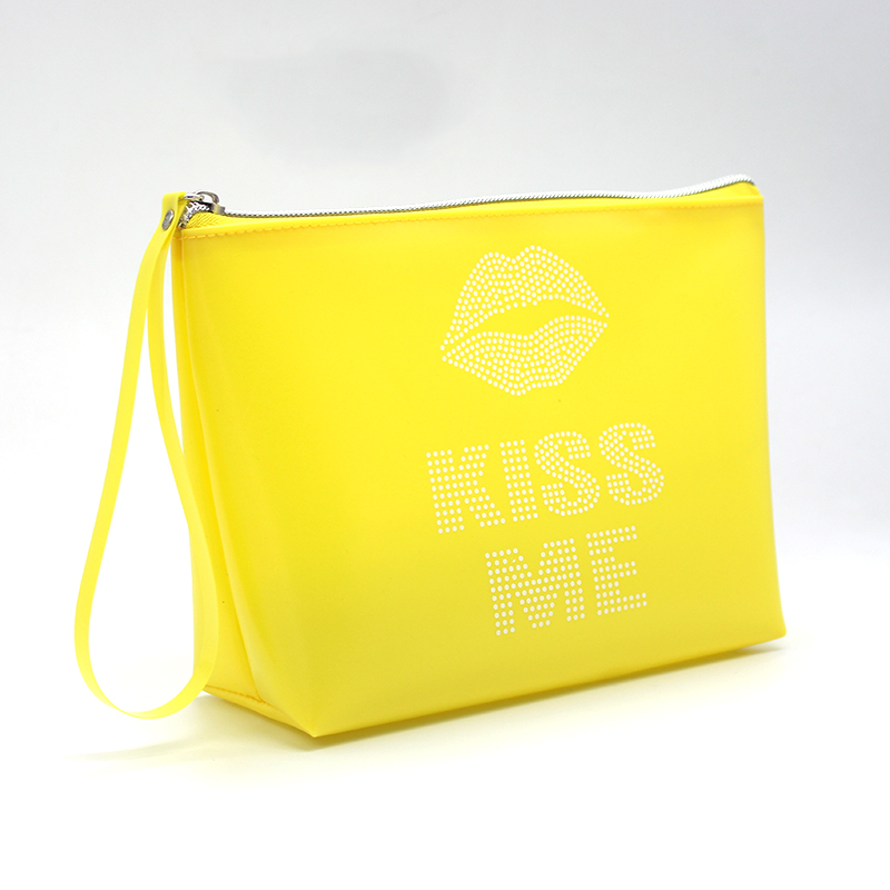 Manufactur standard Promotional Bag - Colorful Kiss Me full holographic printing and reflective cosmetic bag makeup pouch clutch beauty bag small travel cosmetic wristlets – CAMEI
