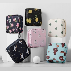 ຖົງໃສ່ເຄື່ອງສໍາອາງ polyester ທີ່ມີສີສັນທີ່ມີ zipper close organizer toiletry bag coin purse large capacity great gift for girls teens ladies women