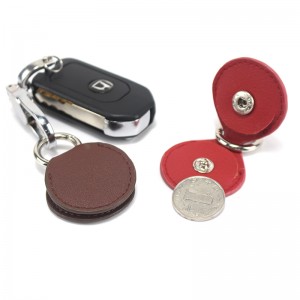 Roztomilý mini prenosný prívesok na kľúče do auta z PU kože s vysoko kvalitným kovovým okrúhlym krúžkom s kľúčenkou na kľúče s patentným gombíkom, jednoduché zapínanie/vyzúvanie pre mužov ženy