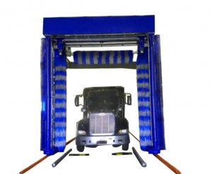 Truck automatic wash machine with brushes