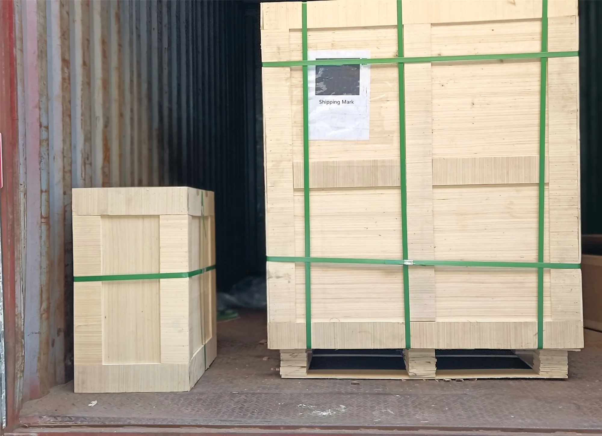 スマート自動昇降コラムの梱包と輸送の最適化: 木箱と船便の利点