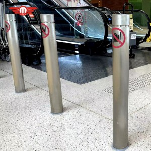 Factory wholesale Remote Control Stainless Steel Automatic Safety Barrier Smart Parking Bollards