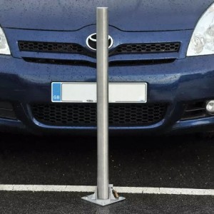 Fold ned stålstolpe Sammenklappelig aflåselig parkeringsstolpe
