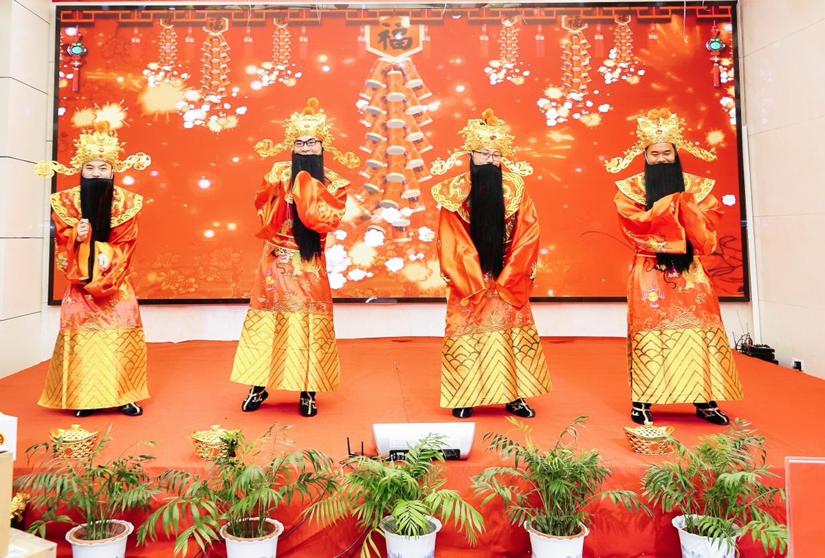 ჩინური ახალი წლის დღესასწაული იწყება