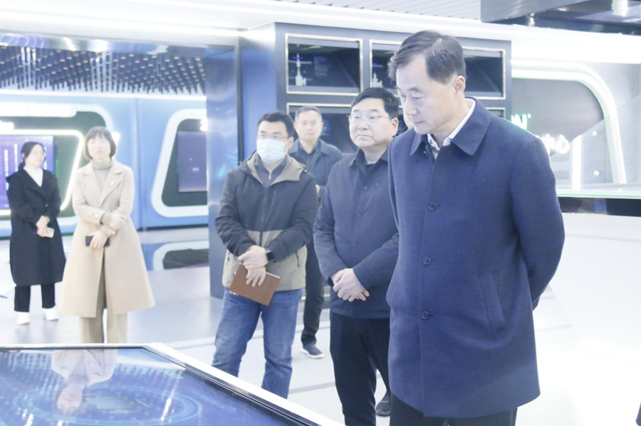 Chi Yu-deputy director of the Provincial Department of Industry and Information Technology, and other leaders visited CEPAI Group to investigate and guide the work