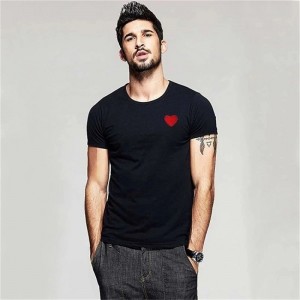Moda Casal T-Shirt Casual Bordado Single Love-Heart Respirável T-Shirt Casual Summer Outfits Homem Mulheres T-shirts