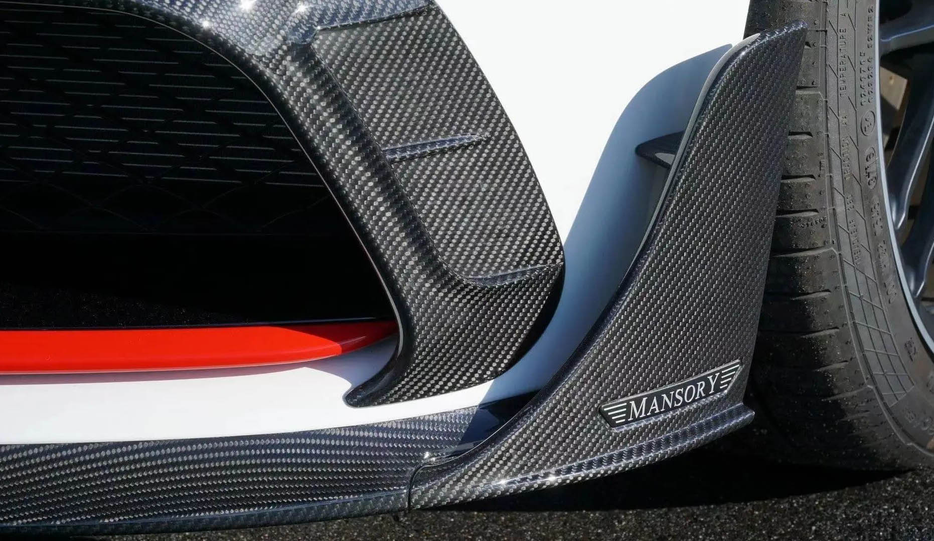 Why choose carbon fiber tuning parts ?