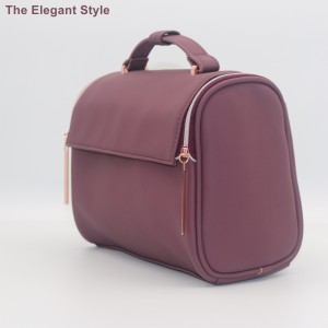 2022 New Product Elegant Purple PU Portable Makeup Bag Classic Look Cosmetic Bag
