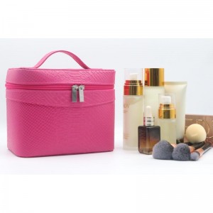 2022 Distinctive Innuendo Pink Makeup Bag Alligator Pattern Water-based PU Cosmetic Bag