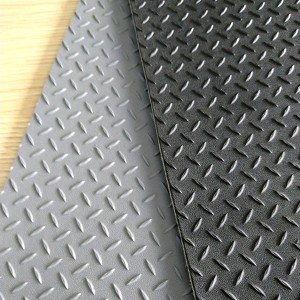 CHAYO Protiskluzové PVC podlahy řady T