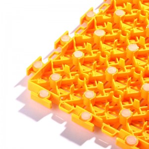 Plastične prepletene talne ploščice za zunanje igrišče Modularno igrišče Talne ploščice s prezračevano drenažo Snap-grid