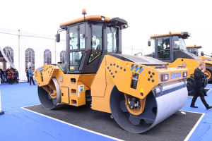 Offical Brand XCMG XD143S 14tonne Tandem Drum Road Roller For Sale