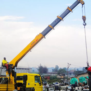XCMG 14 ton Tractor Mounted Crane SQ14SK4Q With Hot Sale