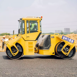 Offical Brand XCMG XD133C 13 ton Tandem Road Roller For Sale