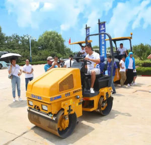 High Quality XCMG Small Road Roller XMR203 With Lowest Price