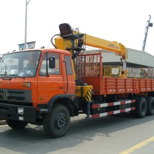 10t truck mounted crane XCMG SQ10SK3Q-II hoist for truck bed price
