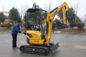 China Mini Excvator XCMG XE15 1.5ton Excavator for Sale
