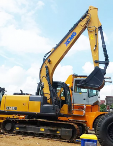 Construct Machin XCMG XE135B 13 ton Track Crawler Excavator for Sale