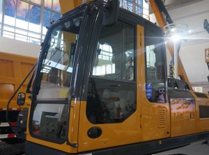 Hydraulic Excavator Working XCMG XE500C 50t digger for sale