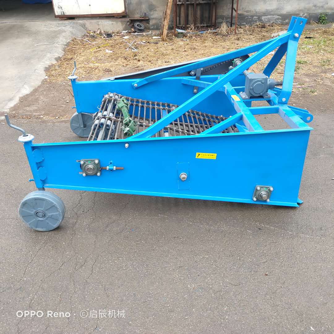 8 Year Exporter Mini Wheat Harvester - The potato harvester – Chens-lift detail pictures