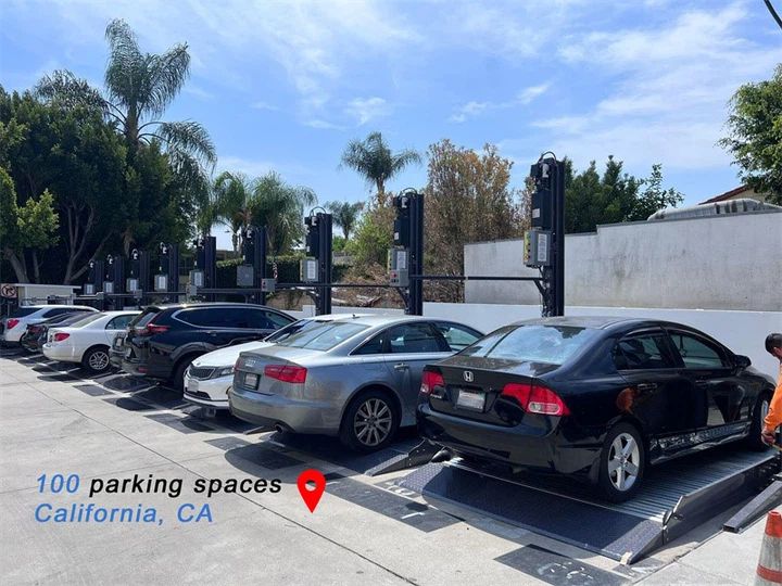 100 parking spaces in California, USA 