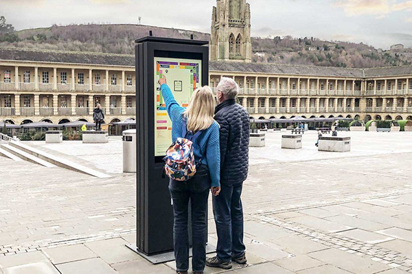 The Benefits of Outdoor Digital Signage