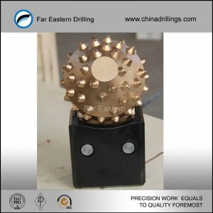 Rotary replaceable foundation single cone bit for rotary piling drilling