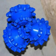API factory of rubber sealed bearing oil roller drillling bit