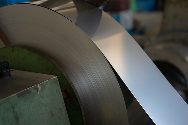 Kuptimi i procesit të prodhimit të produkteve prej çeliku inox për prokurimin e enëve të kuzhinës