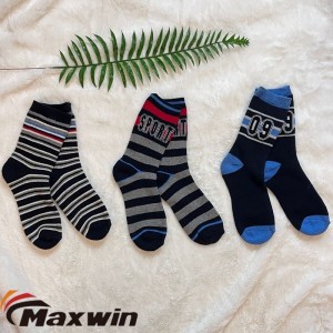 Factory Cheap Hot Thick Winter Socks - Boy’s terry socks, Children’s Football, Golf and Mountain-Climbing Sports Socks, Middle Socks  – Maxwin