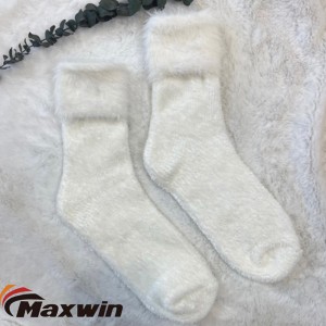 Women’s Spring / Autumn / Winter Super Warm Plain Medium Chenille & Cozy Yarn Socks