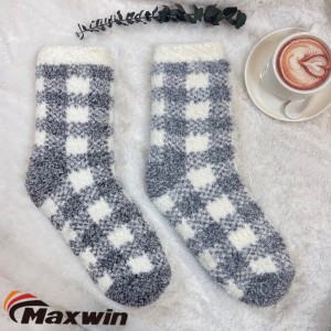 OEM Factory for Ladies Wool Socks - Ladies Winter Super Warm Anti-slip Cozy Microfiber Super Nice Pattern With Grid Socks  – Maxwin