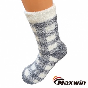 Ladies Winter Super Warm Anti-slip Cozy Microfiber Super Nice Pattern With Grid Socks