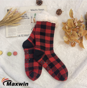Professional China Grip Socks Soccer - Ladies Home Cozy Winter Socks with Red And Black Plaid  – Maxwin