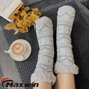 Women’s Fuzzy Socks Cabin Warm Soft Cozy Winter Adult Slipper Socks