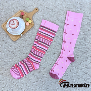 Women Compression socks with stripe or dots patterns-Pink