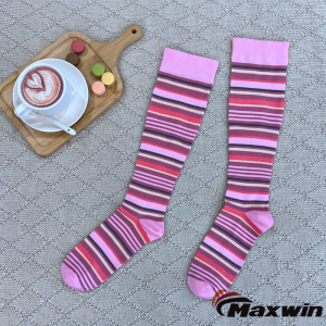Women Compression socks with stripe or dots patterns-Pink