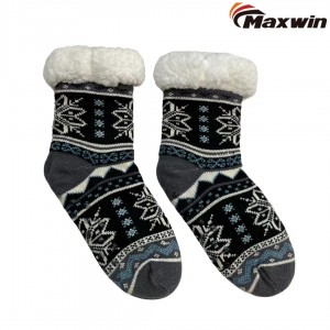 Ladies Cozy Winter Socks with Snowflake Pattern