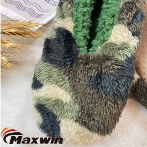Kids Winter Camouflage/Grid Cozy Slipper Socks