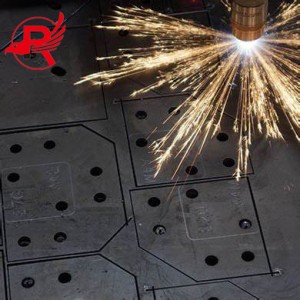 Omenala nkenke mpempe akwụkwọ ọla igwe na-ahazi ịgbado ọkụ na-agbado azụ Laser Cut Service Metal Stamping Sheet Metal Fabrication
