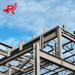 Vari tipi di strutture in acciaio hanno una costruzione a prezzo preferenziale
