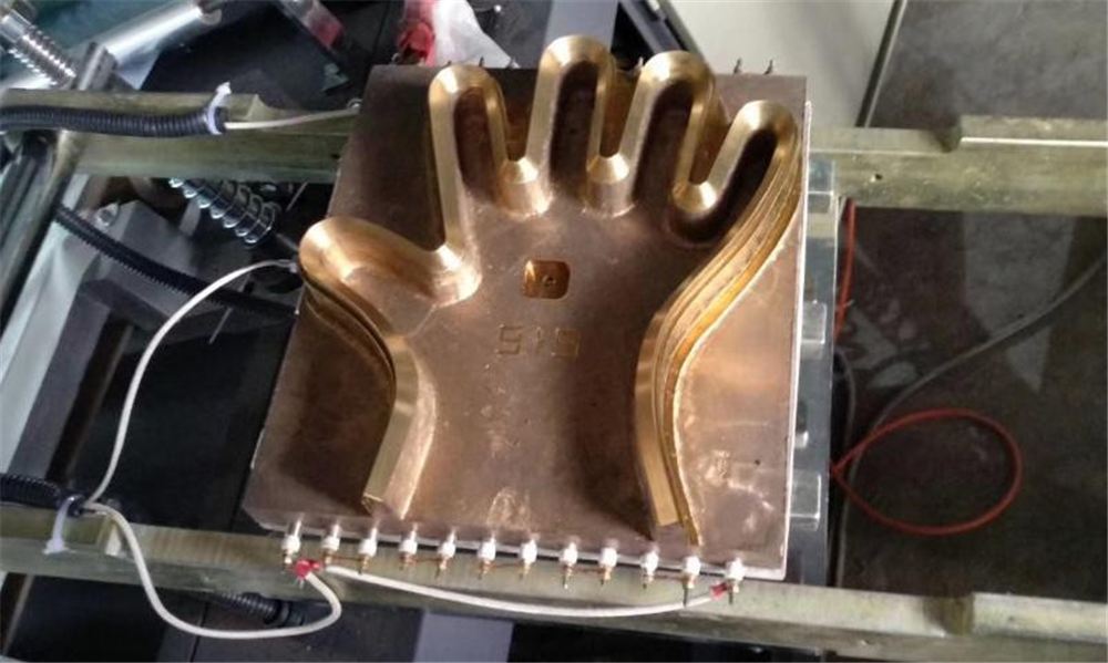 Disposable gloves making machine8