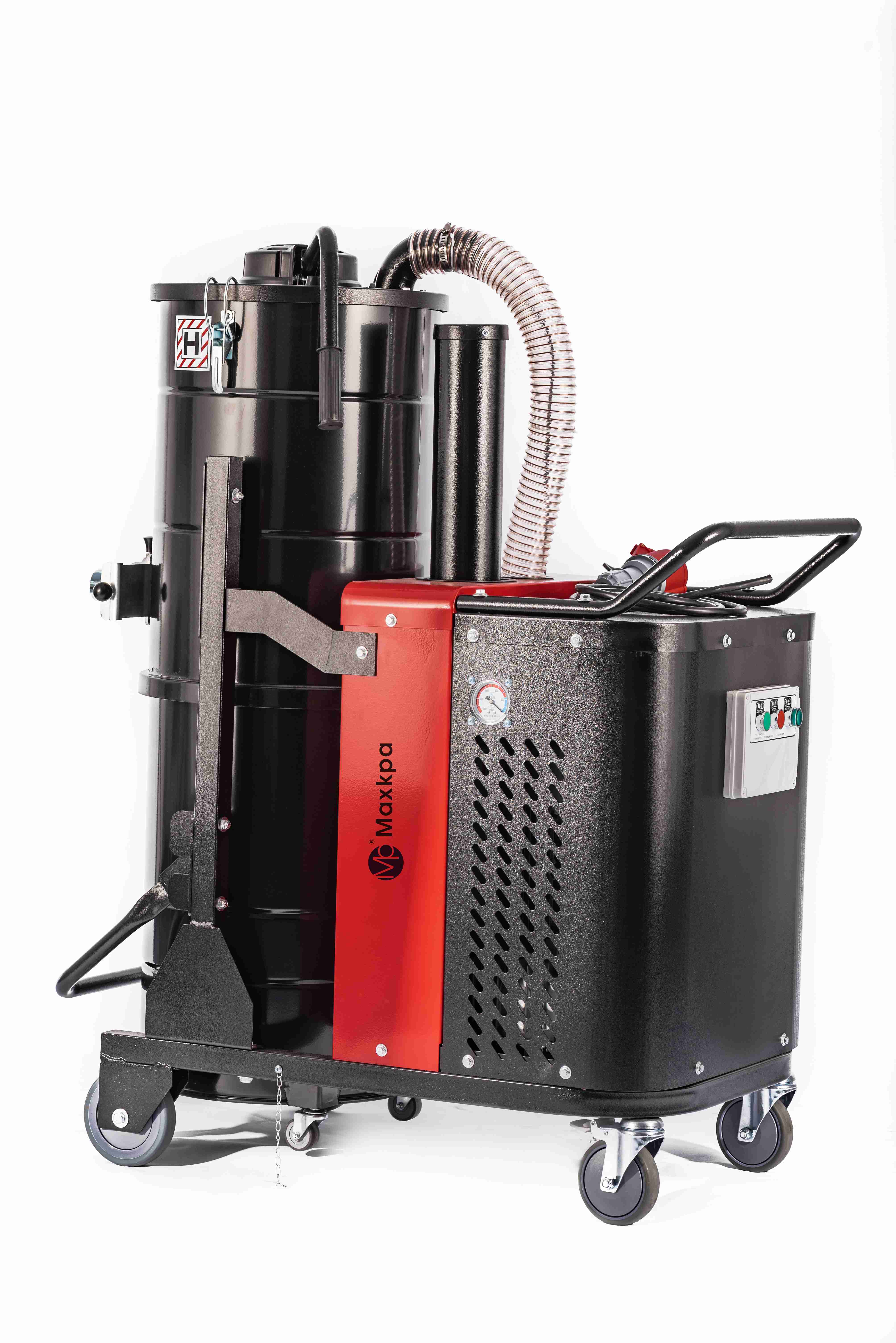 Industrial Vacuum Cleaner: The Solution to Industrial Cleaning Challenges